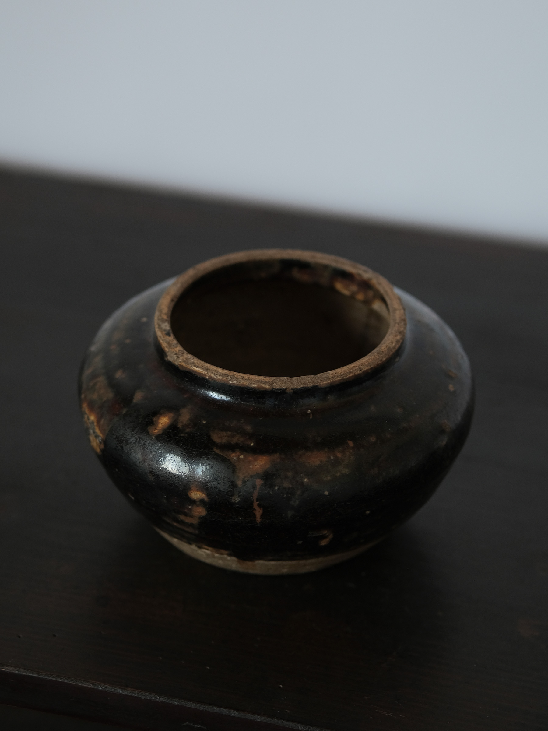 中国　明時代　黒釉壺　アンティーク　送料込み250901 黒釉四耳壺 文化遺産オンライン