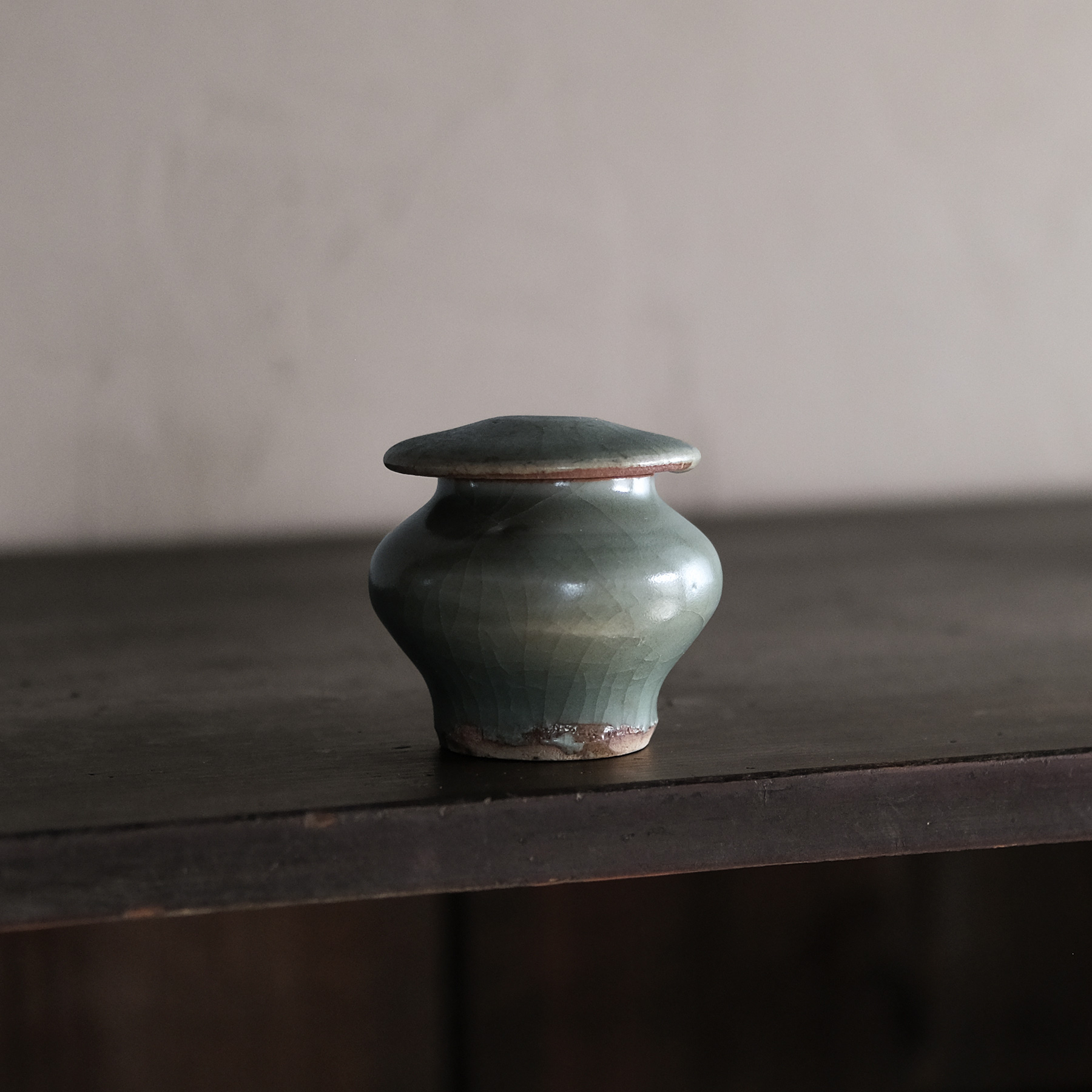 元朝 龍泉窯 青磁蓋付小壺 | 骨董と詩学 Antique & Poetics | 蛇韻律
